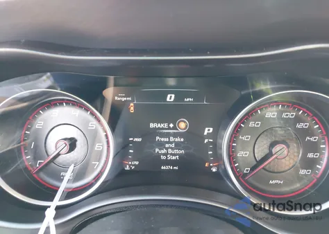 2019 Dodge Charger Scat Pack Rwd z USA, uszkodzony, nr VIN 2C3CDXGJ4KH742574